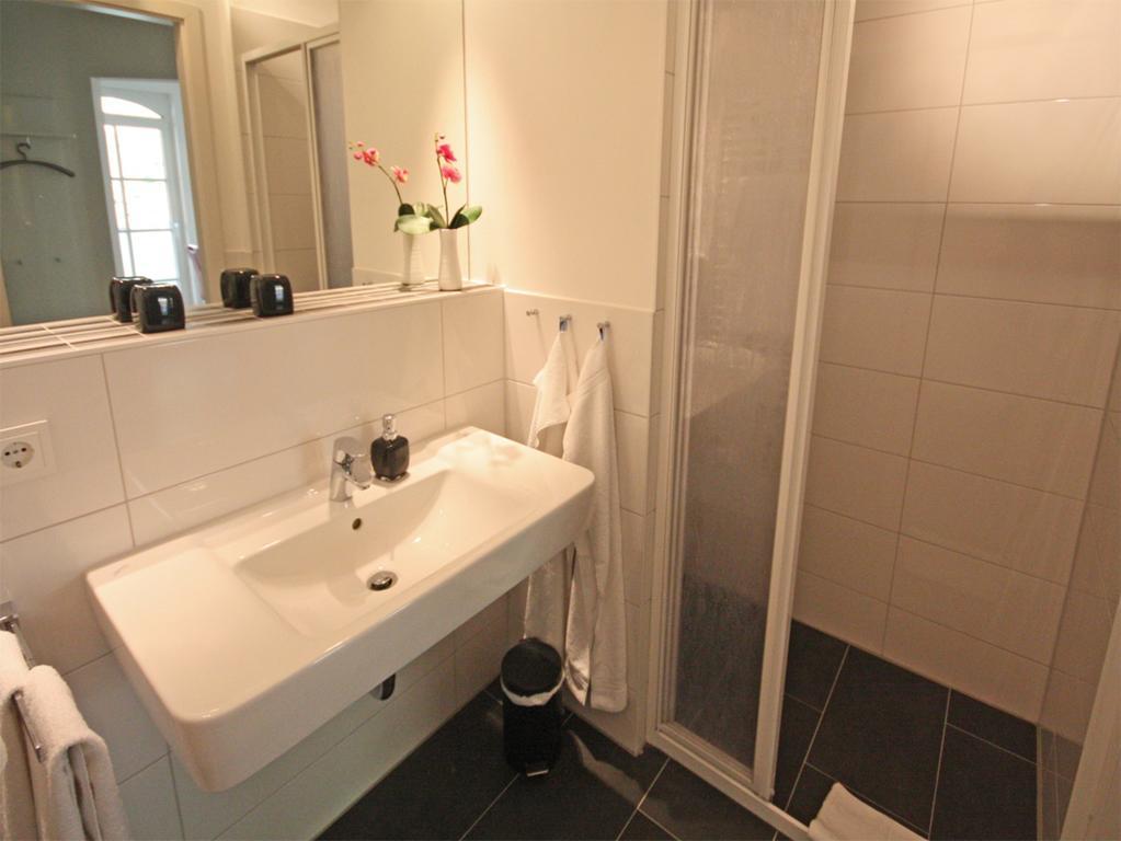 Haus Meeresblick - Ferienwohnung Fischerhues Бабе Экстерьер фото